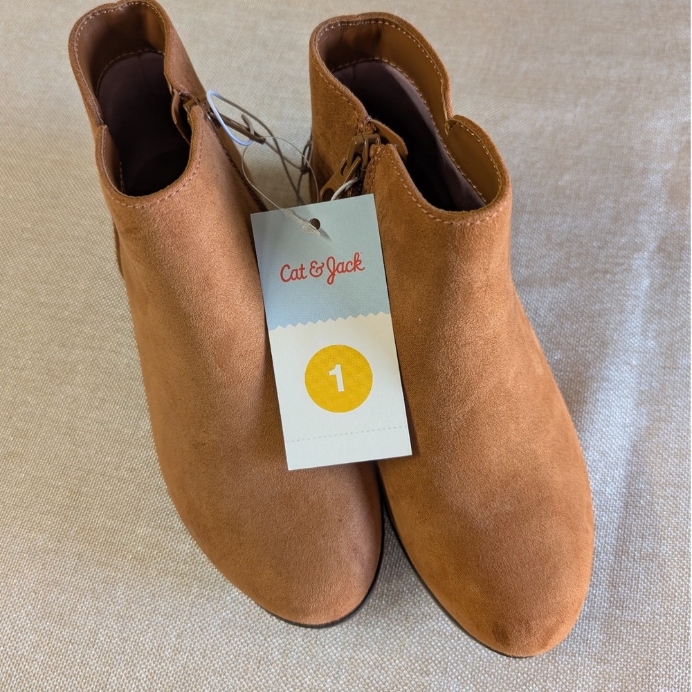 Cat & Jack Ankle Boots Kids Size 1 Cognac NWT Faux Suede Side Zip Opal Booties